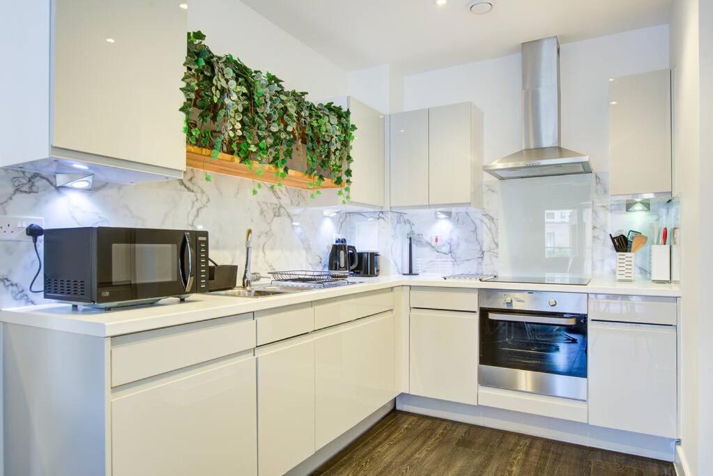 Flat In Greenwich O2 With Parking * Londra