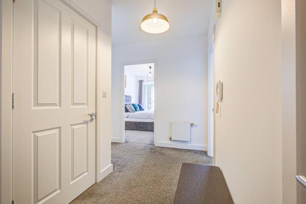 Apartament Flat In Greenwich O2 With Parking Londra